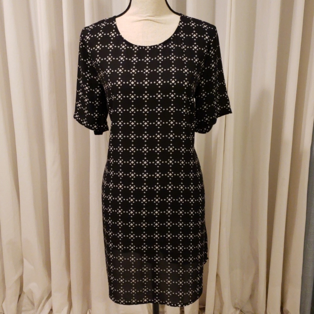 Black Short Sleeve Dress